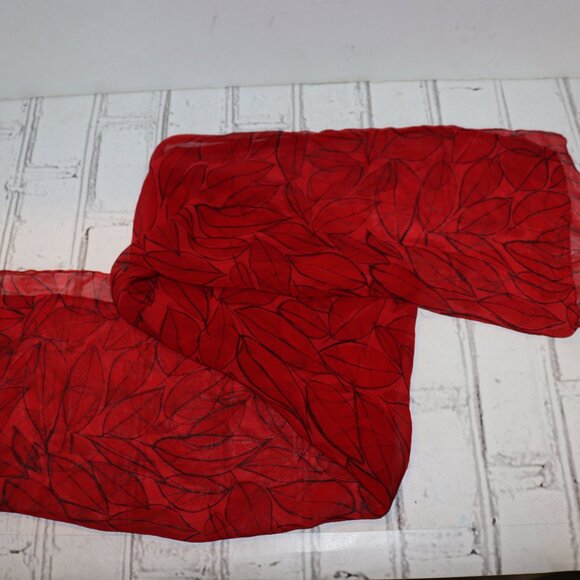 ❤️ Beautiful Vintage Red Leaf Scarf – 40" × 15" Nature-Inspired · Bold Hue · - Picture 1 of 5